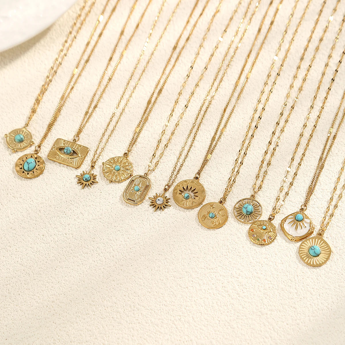 The Vintage Turquoise | שרשרת צ'וקר בשיבוץ טורקיז וציפוי זהב 18K