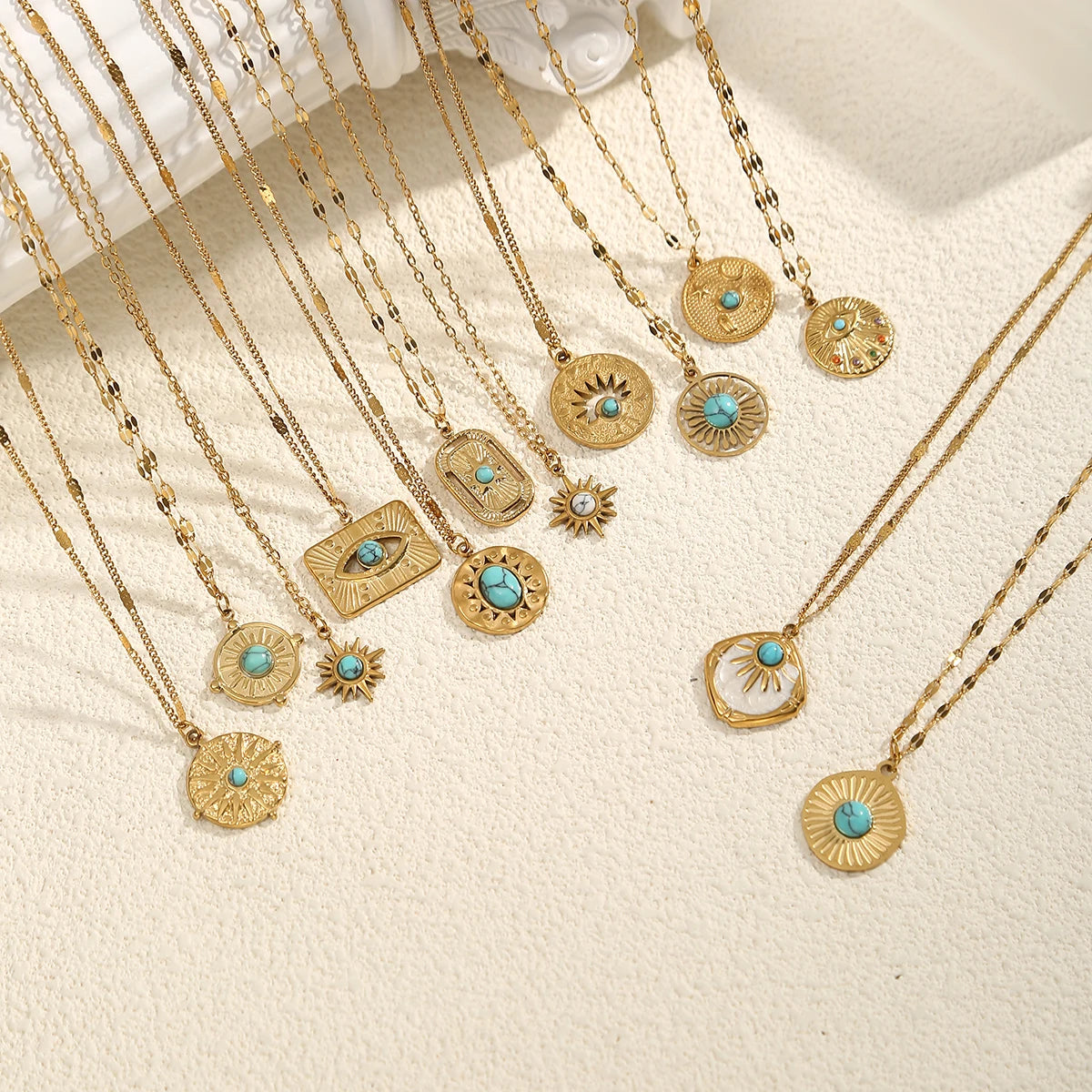 The Vintage Turquoise | שרשרת צ'וקר בשיבוץ טורקיז וציפוי זהב 18K